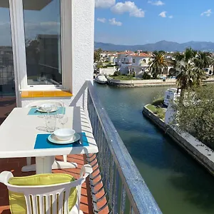 https://port-emporda-empuriabrava.topcostabravahotels.com